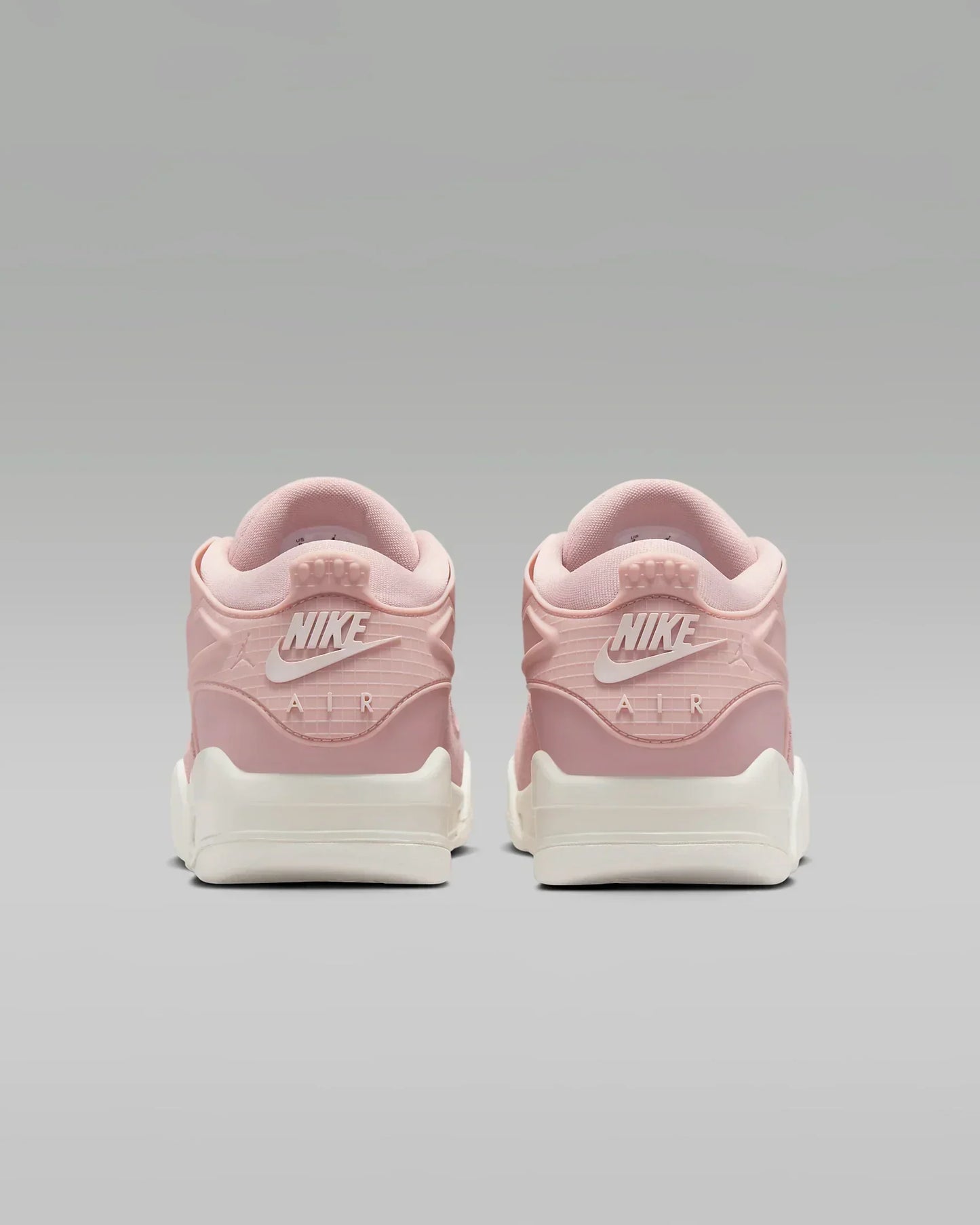 Tenis Nike Air Jordan 4RM